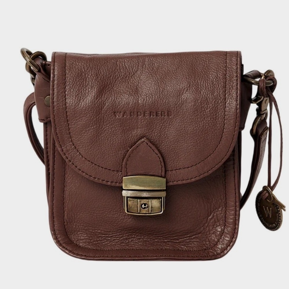 Wanderers Travel Co The Glastonbury Crossbody Brown Leather Bag Brass Hardware